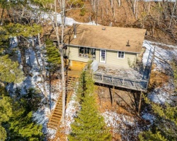 Cottage for Sale on South Portage Lake