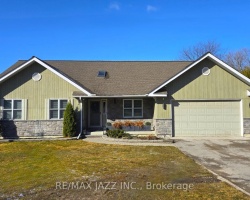 Cottage for Sale on Lake Scugog