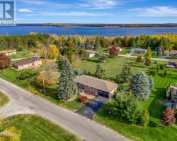 Cottage for Sale on Pigeon Lake