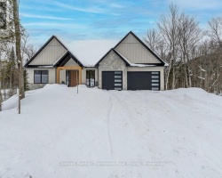 Property for Sale on 11 GLEN EAGLE COURT, Huntsville (Chaffey)