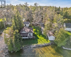 Cottage for Sale on Balsam Lake