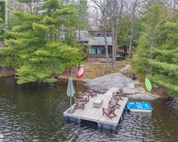 Cottage for Sale on Leonard Lake