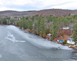 Cottage for Sale on Haas Lake