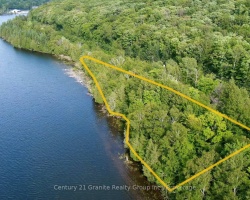 Property for Sale on 4821 Haliburton Lake Road, Dysart et al (Harburn)