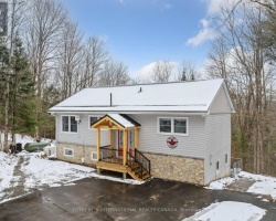 Property for Sale on 202 Sunnyside Street, Dysart et al (Dysart)