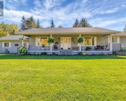 Cottage for Sale on Head Lake