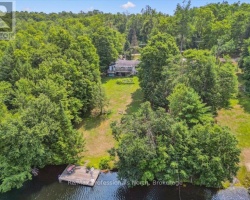 Cottage for Sale on Muskoka River