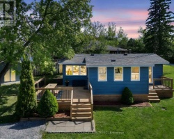 Cottage for Sale on Sturgeon Lake