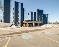 Property for Sale on 404 - 120 CARRICK TRAIL, Gravenhurst (Muskoka (S))